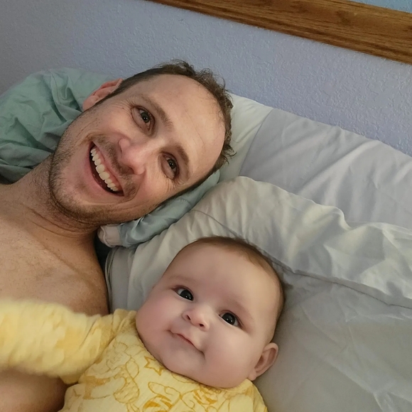 Meet your Posher, Travis - Picture 2 of 5